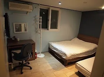 Shinchon Guest House سيول 0*,